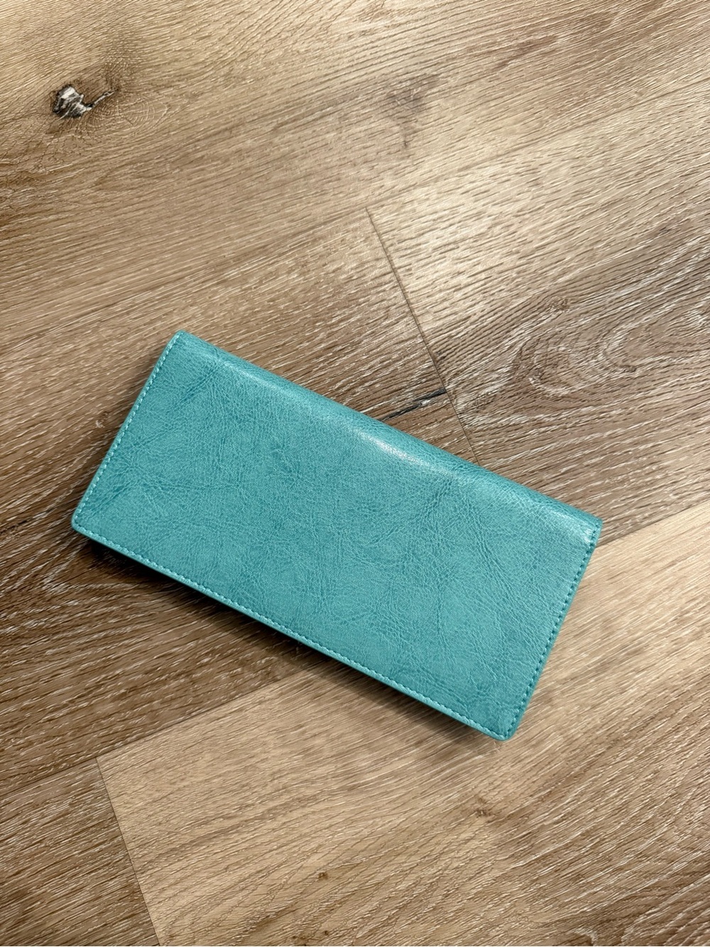 Lavemi Classic Turquoise Women's Long Wallet RFID Blocking Wallet